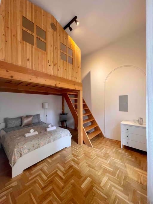 Knezits Spacious Ac Terrace Free Parking Budapest Exterior photo